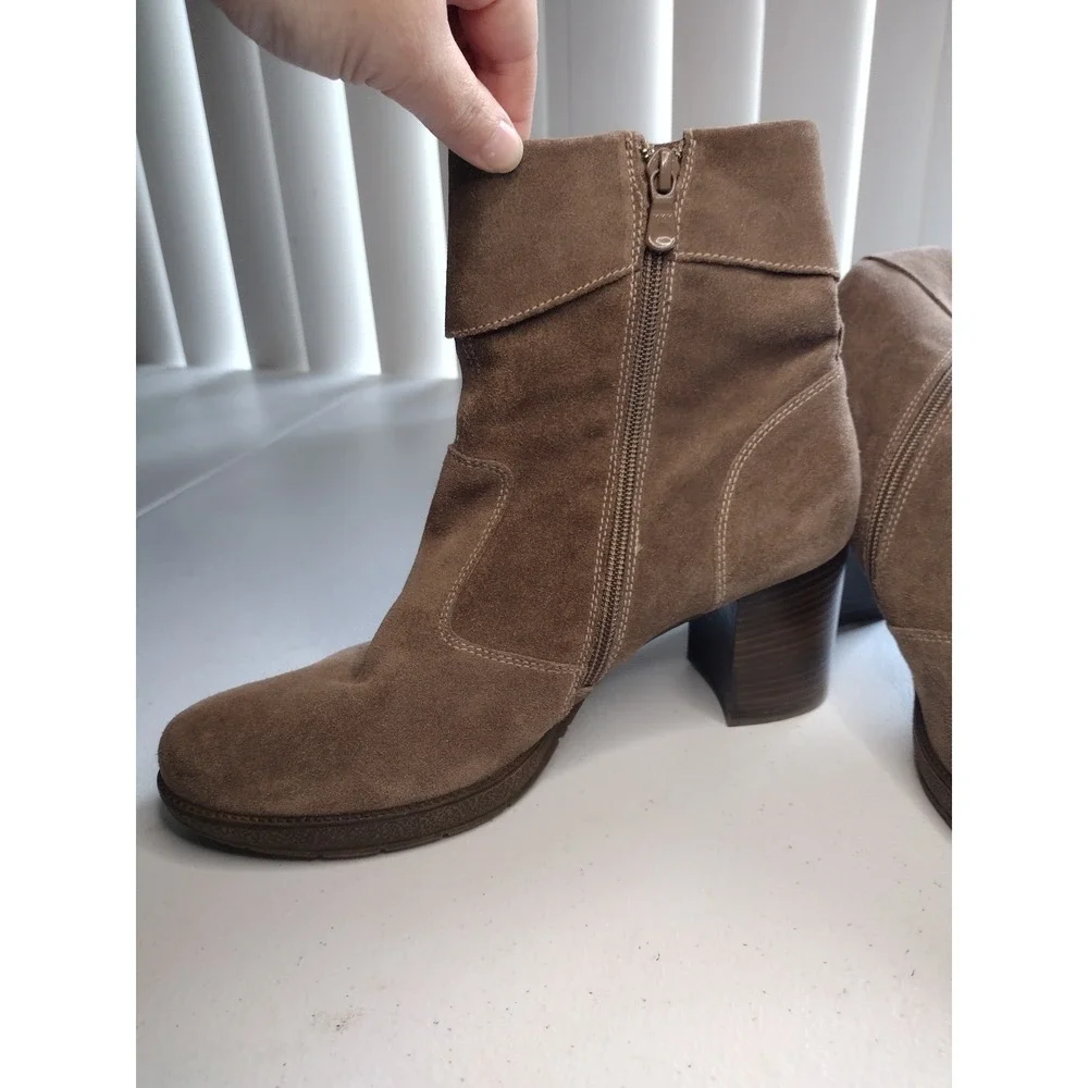 Nero Giardini Taupe Suede Italian Ankle Boots Block Heel Buckle EU 40 US 9.5-10
